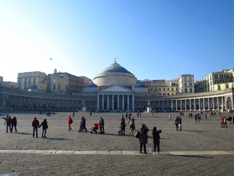 75.Piazza Plebiscito
