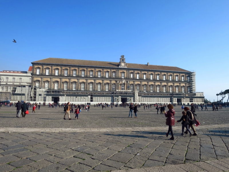 80.Piazza Plebiscito